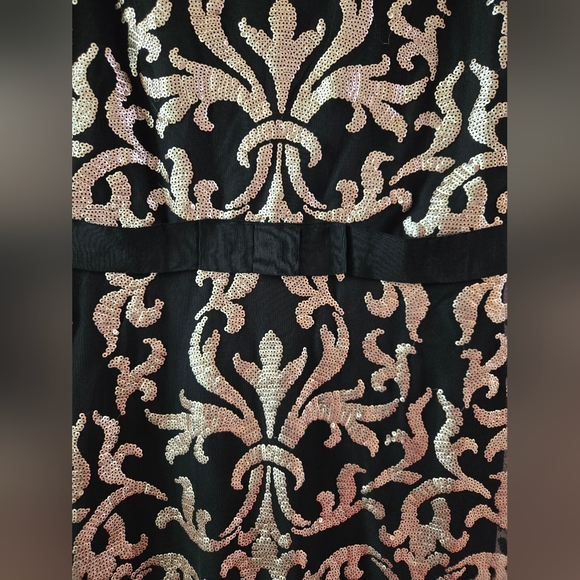 The Limited Black & Gold Sequin Damask Illusion Sheath Dress - Size 12 - Picture 4 of 11